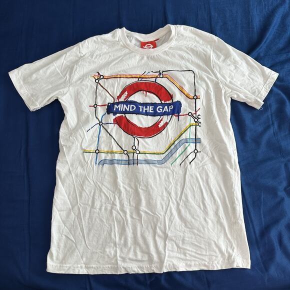Mind The Gap Official T Shirt GWCC Sedex TFL Official Licensed Product XL white - Picture 1 of 7